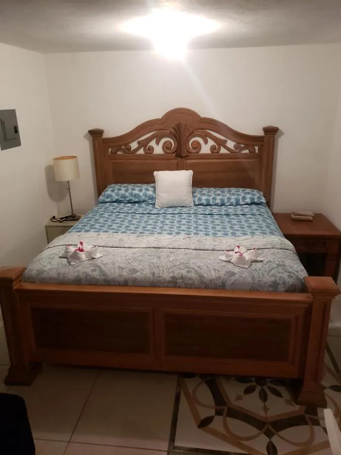 Bed & Breakfast Grace Garden Guesthouse By Eminence Ent Ocho Rios